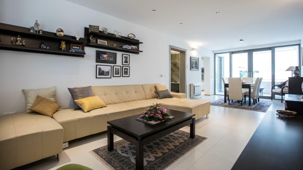 Spacious Modern Apartment Close To The Beach Dubrovnik Kültér fotó